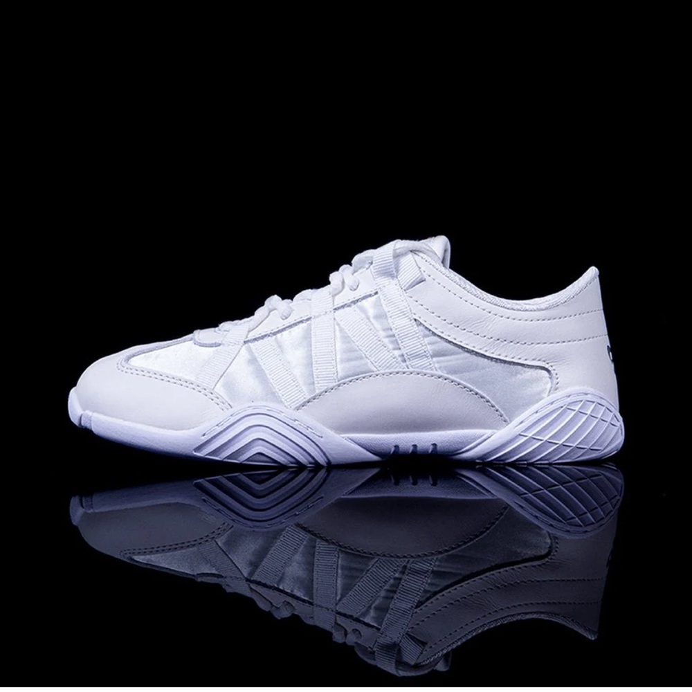 COPY - NFINITY Evolution Cheer Shoes **comes with case